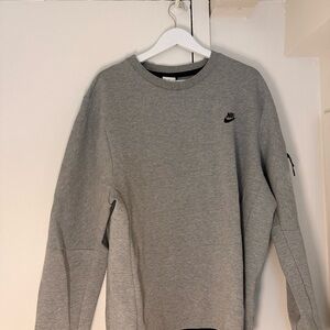 Nike Tech Sweatshirt